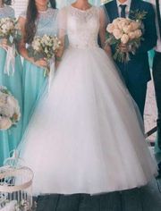 Очень красивое свадебное платье недорого... По: 18 март Просмотры Сообщ