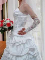 Продам лрасивое свадебное платье
