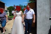 нежно-кремовое свадебное платье