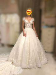 Шикарное свадебное платье продам 
