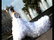 продам свадебное платье со шлейфом