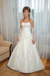 Продам свадебное платье коллекции Benjamin Roberts classic collecti